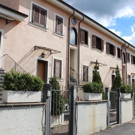 Il Casaletto Dei Ludi Aparthotel Aranova Exteriör bild