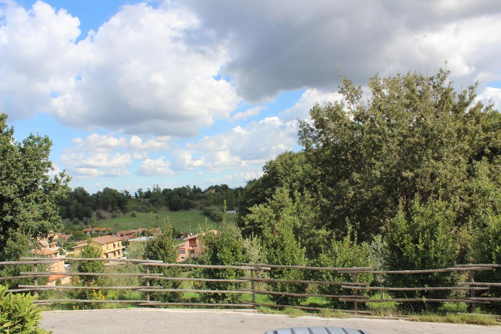 Il Casaletto Dei Ludi Aparthotel Aranova Exteriör bild