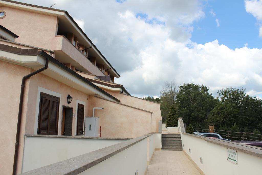 Il Casaletto Dei Ludi Aparthotel Aranova Exteriör bild