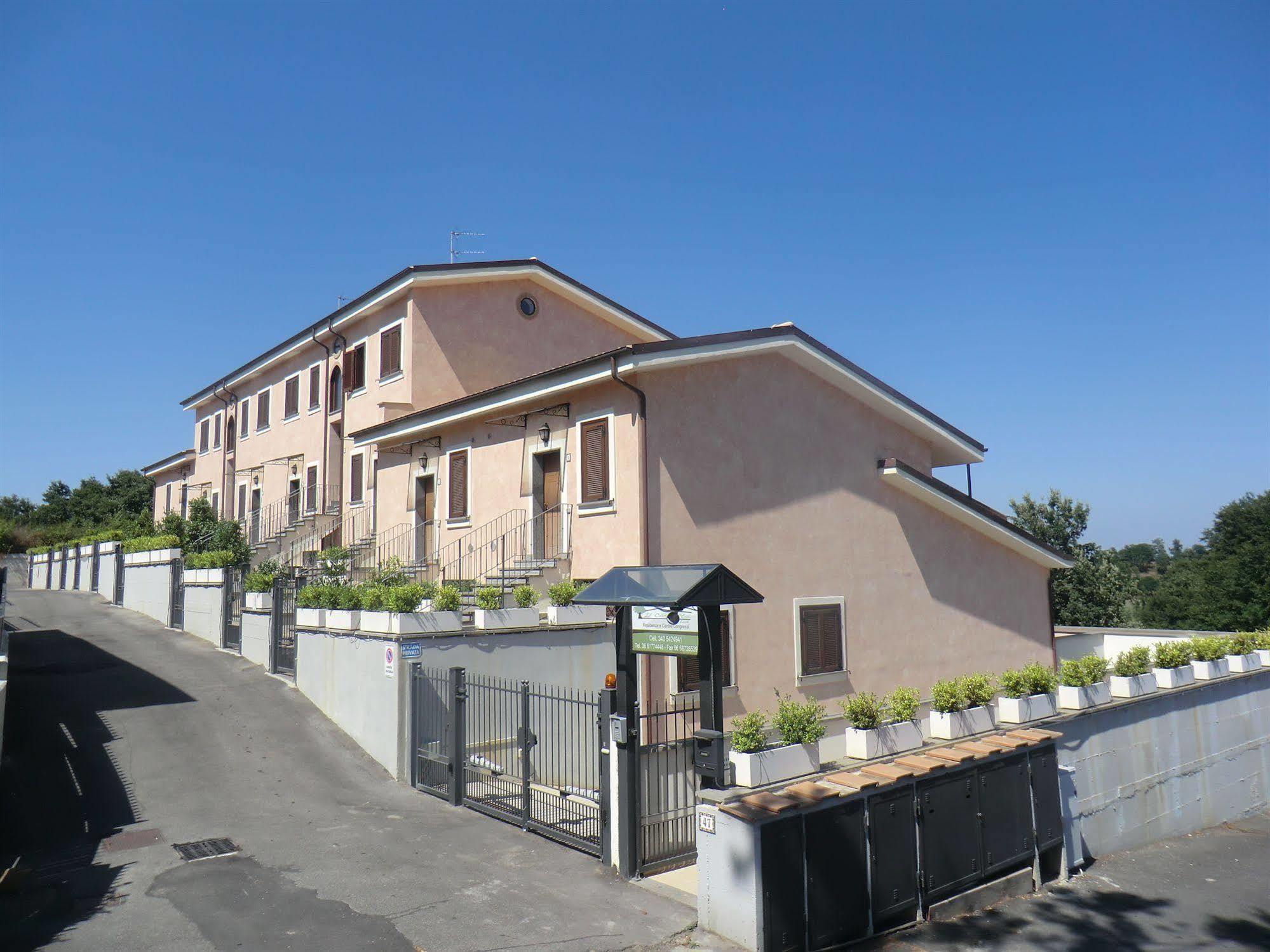 Il Casaletto Dei Ludi Aparthotel Aranova Exteriör bild