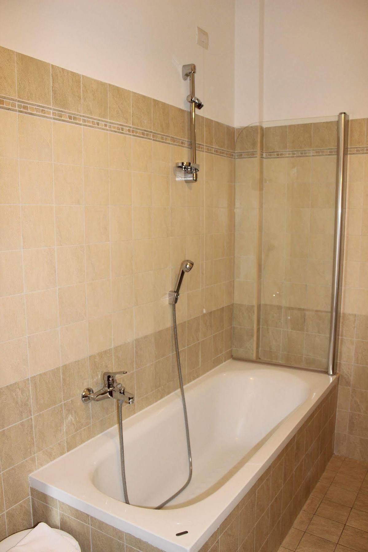 Il Casaletto Dei Ludi Aparthotel Aranova Exteriör bild