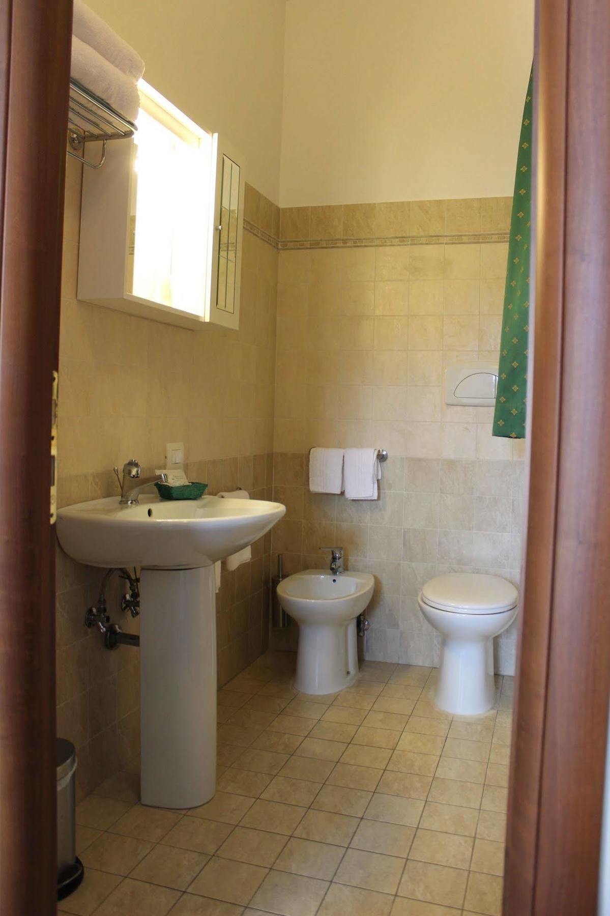 Il Casaletto Dei Ludi Aparthotel Aranova Exteriör bild