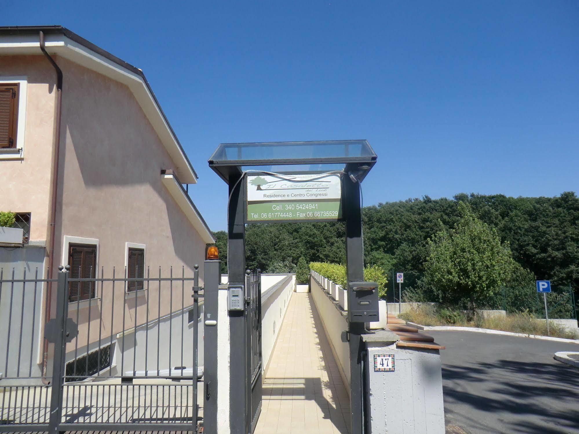Il Casaletto Dei Ludi Aparthotel Aranova Exteriör bild