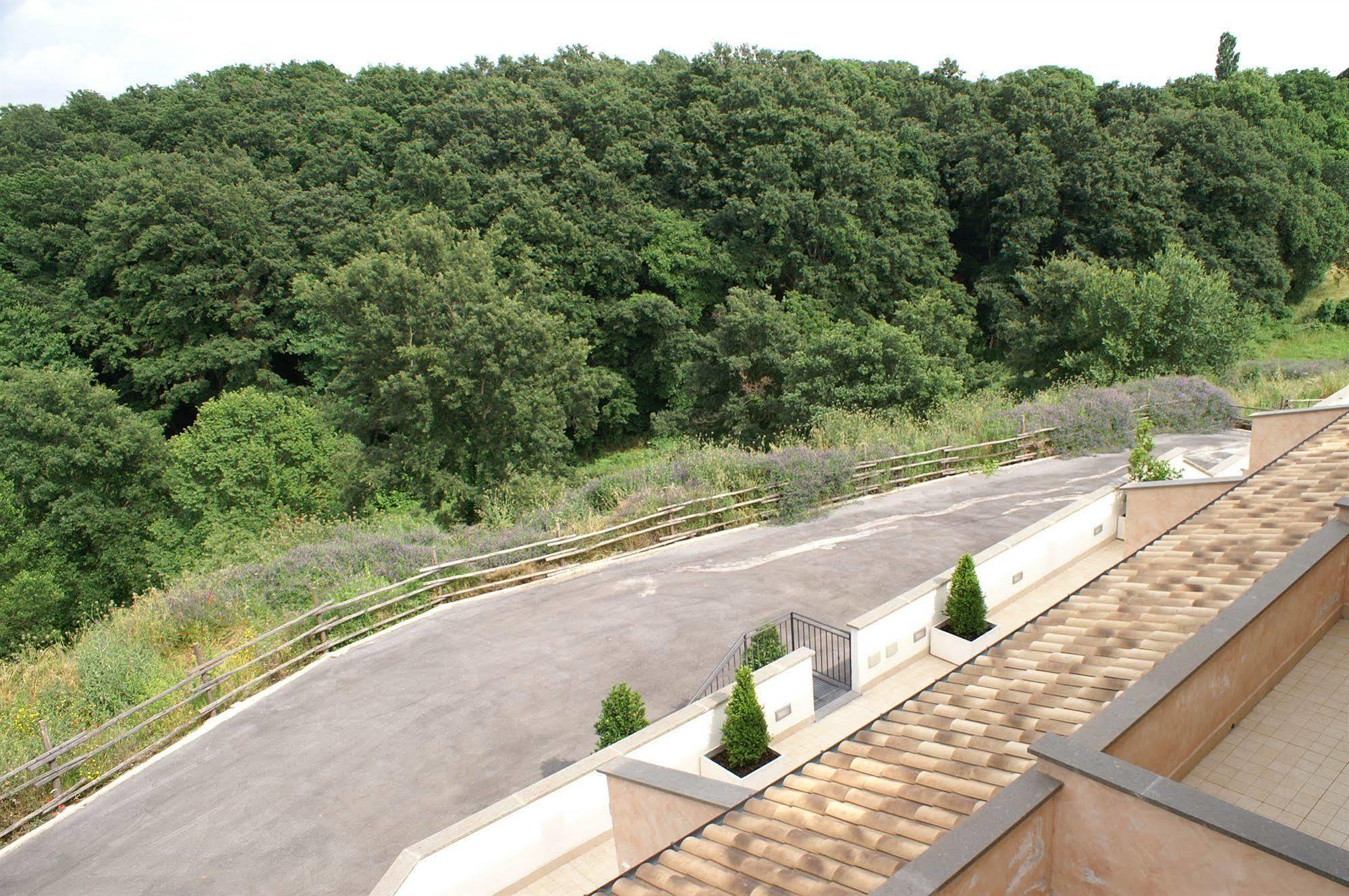 Il Casaletto Dei Ludi Aparthotel Aranova Exteriör bild